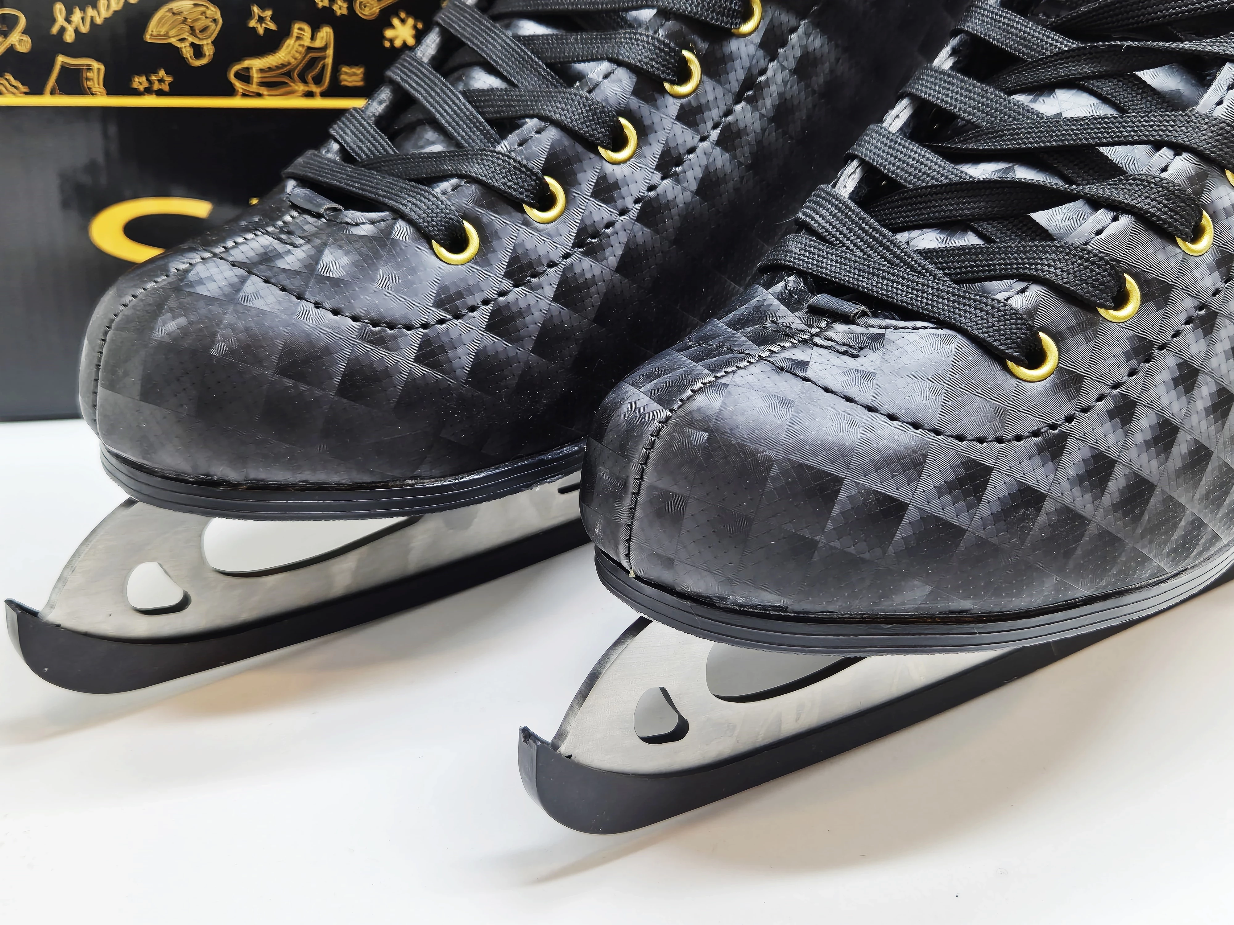 lyzwy-figurowe-smj-sport-exclusive-40-kolor-dominujacy-205826-225038