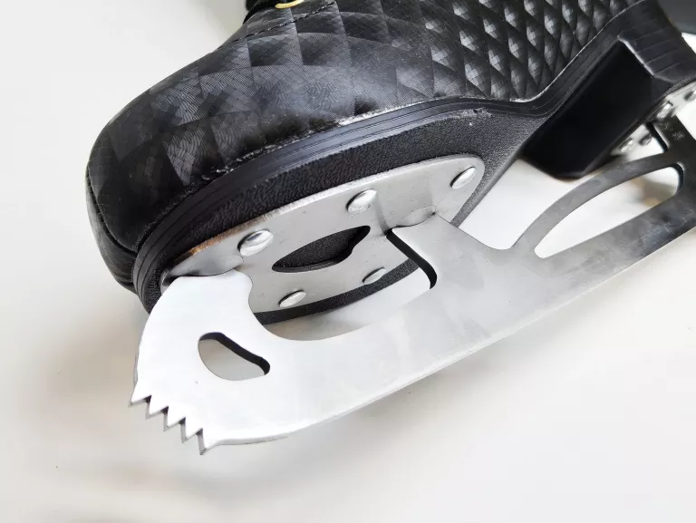 lyzwy-figurowe-smj-sport-exclusive-40-stan-11323-2