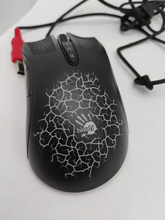 MYSZKA BLOODY A90