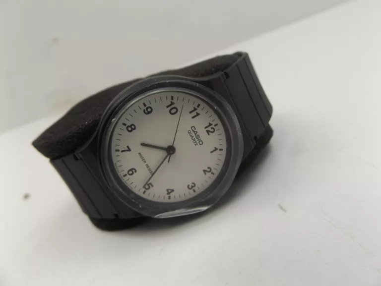 ZEGAREK CASIO MQ-24 7B2 KLASYCZNY NA PREZENT IGŁA