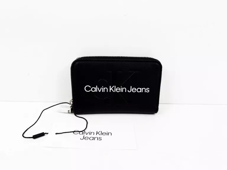 MAŁY PORTFEL DAMSKI CALVIN KLEIN ACCORDION ZIP K60K607229