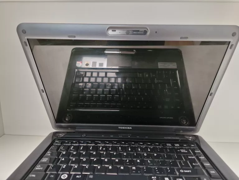 LAPTOP TOSHIBA A300-1EG 4/250 HDD INTEL CORE 2 DUO T5750