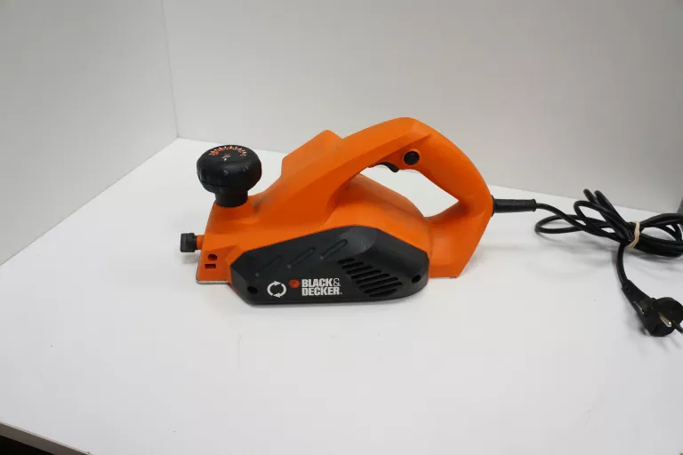 STRUG ELEKTRYCZNY BLACK DECKER KW712 650W