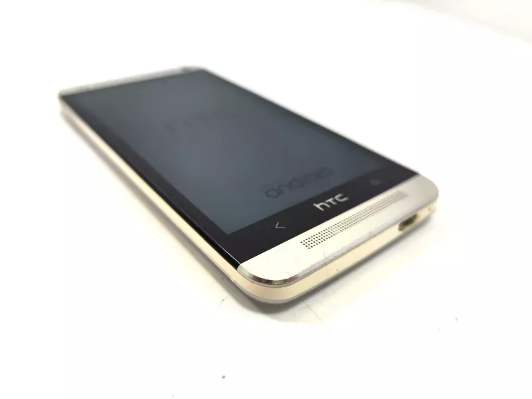 TELEFON HTC ONE