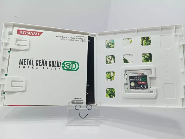 METAL GEAR SOLID SNEAKE EATER 3DS