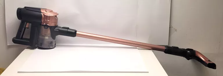 ODKURZACZ AKU. LUXIQUE LX-4791 / 2200MAH