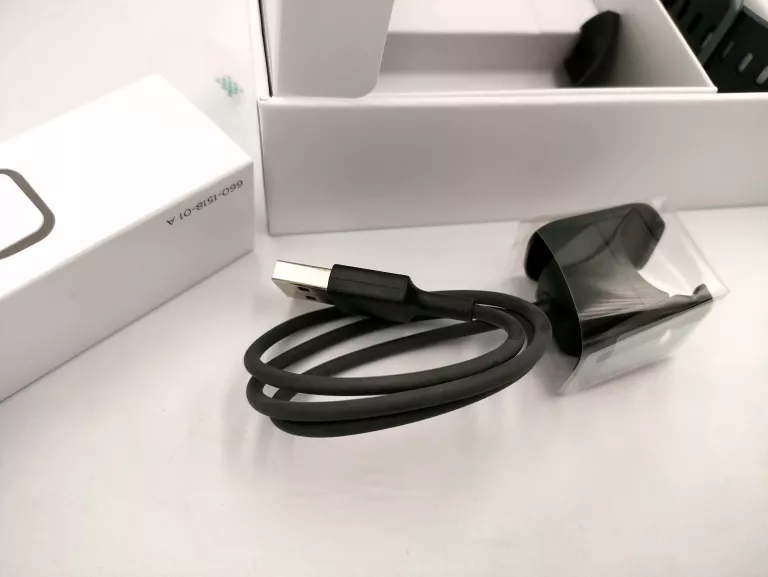SMARTWATCH FITBIT CHARGE 3 JAK NOWY