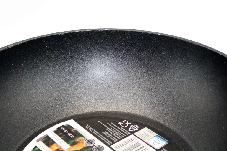 SMUKEE PATELNIA WOK Z POWŁOKĄ NIEPRZYWIERAJĄCĄ 28 X 8 CM CZARNA