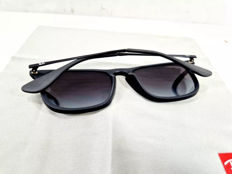 RAY-BAN OKULARY PRZECIWSŁONECZNE NERDY - UNISEKS - RB 4187 622/8G 54-18