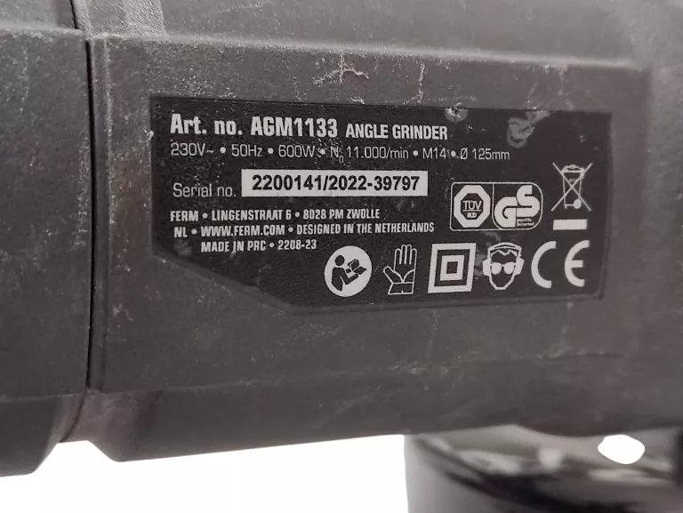 SZLIFIERKA FERM AGM 1133 600W M14 125MM 11 000 MIN