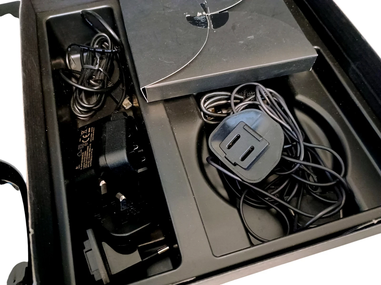 pilot-logitech-harmony-elite-komplet-model-harmony-elite