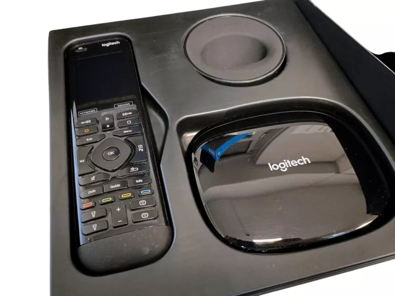 pilot-logitech-harmony-elite-komplet-kod-producenta-915-000257