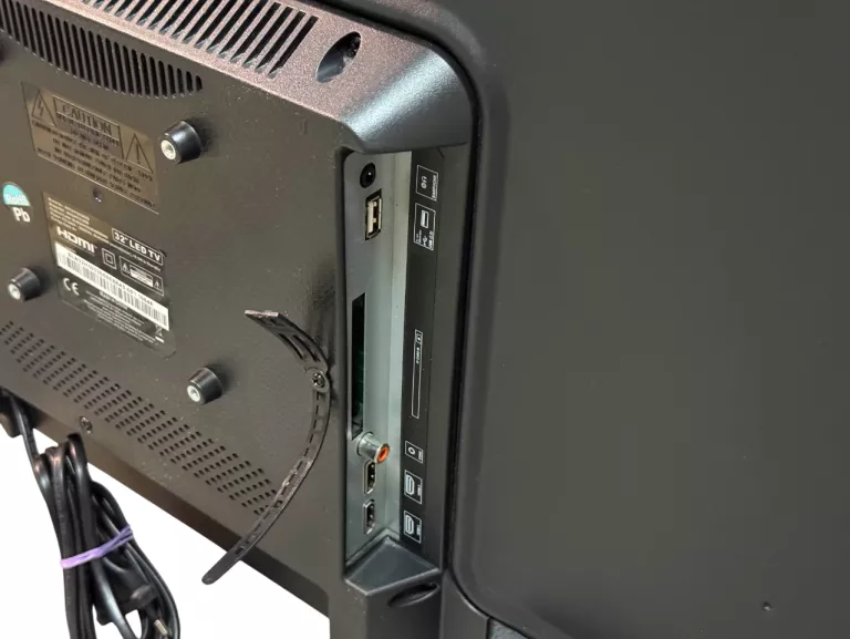 TELEWIZOR BLAUPUNKT BN32H1032 32" DVB-T2 HD READY 50HZ
