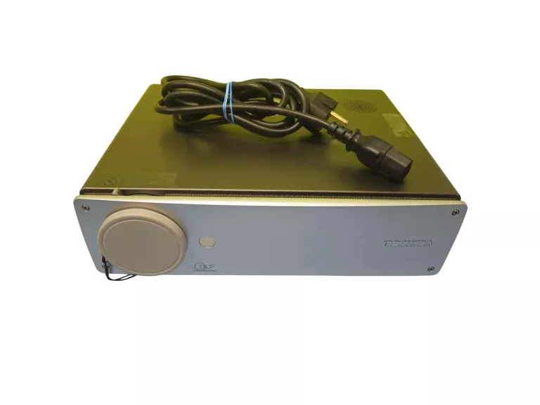 PROJEKTOR TOSHIBA TDP-T80