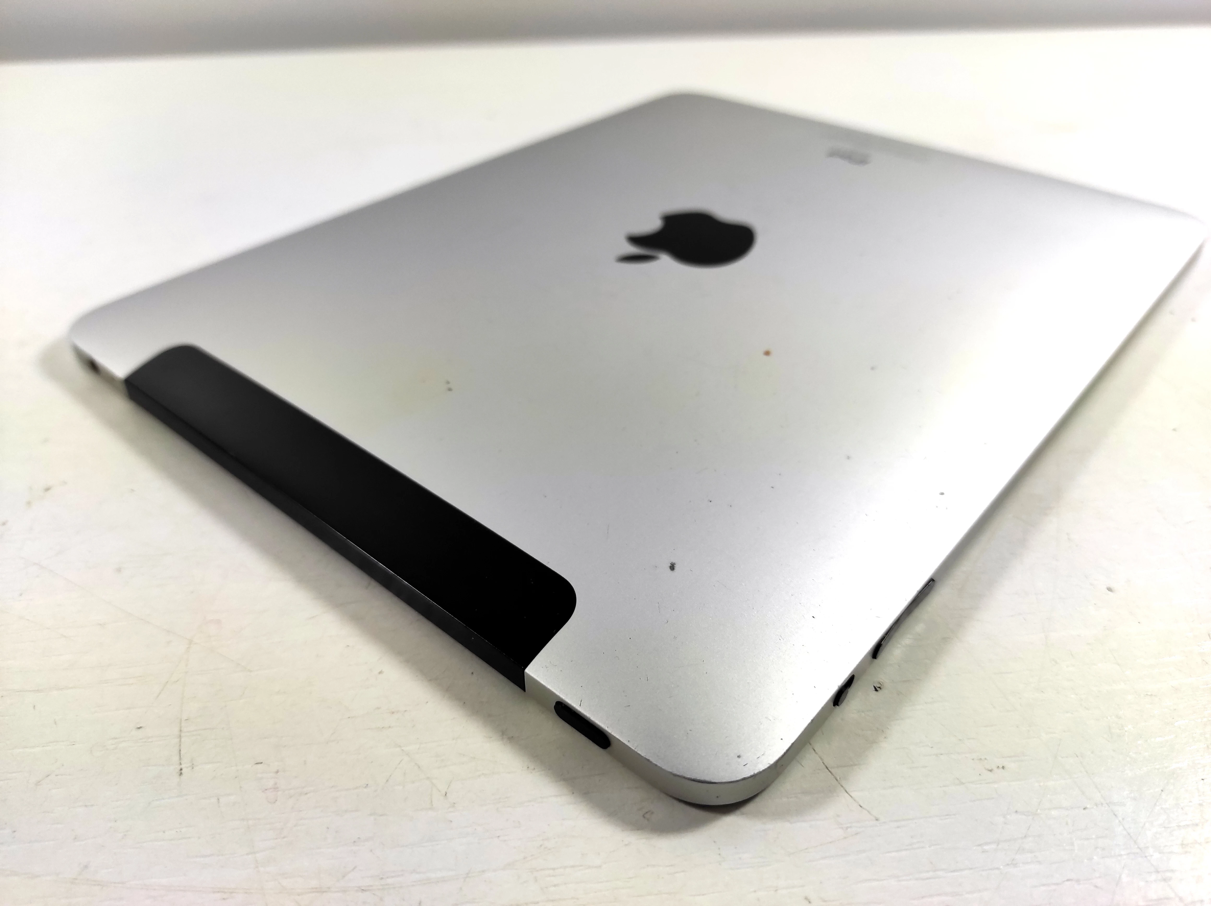 tablet-apple-ipad-a1337-mc497b-64gb-kab-transmisja-danych-217-128