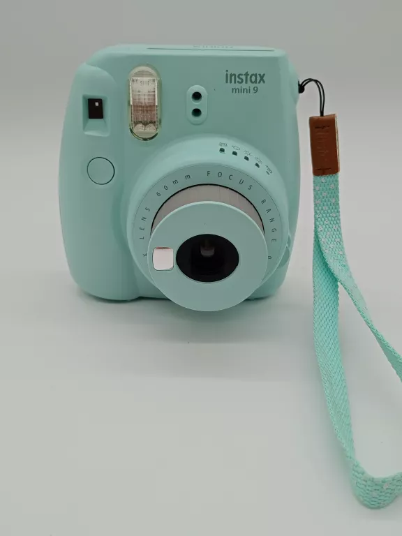 APARAT INSTAX MINI 9/WARTO!