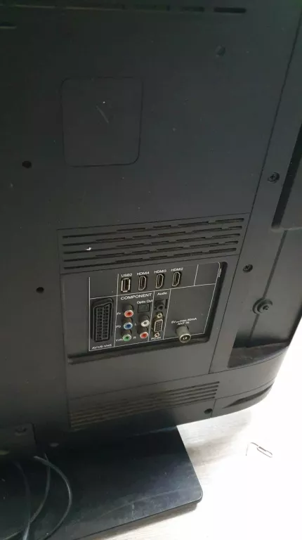 TELEWIZOR GRUNDIG 40 VLE 7131 BF
