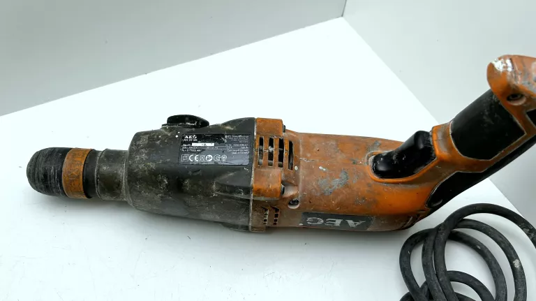 MŁOTOWIERTARKA AEG KH 24 XE 720W