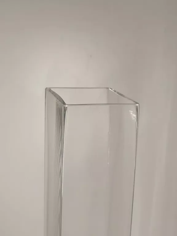 WYSOKI WAZON SZKLANY WYSOKOŚĆ 50 CM SZEROKOŚĆ 8 CM