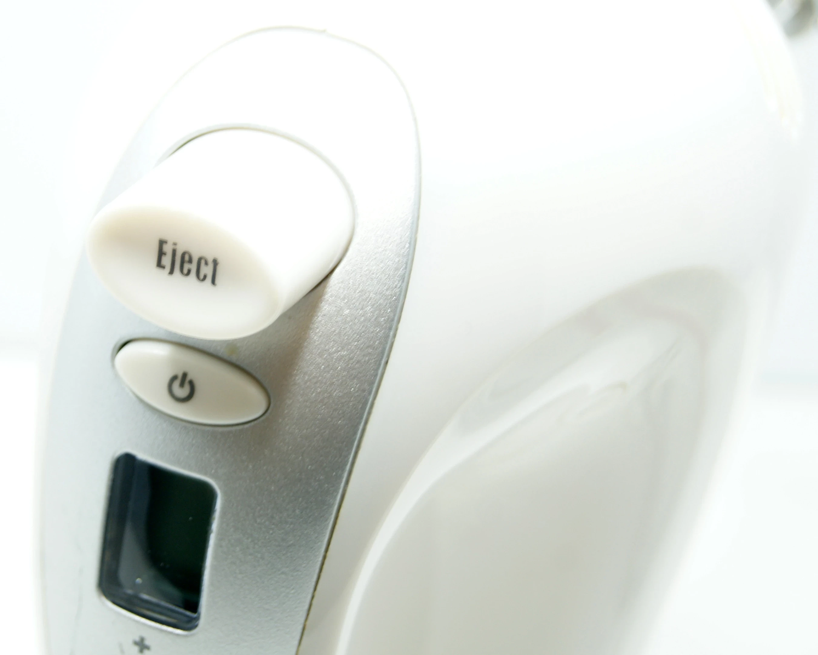 mikser-reczny-tchibo-322216-cechy-dodatkowe-sterowanie-przyciski