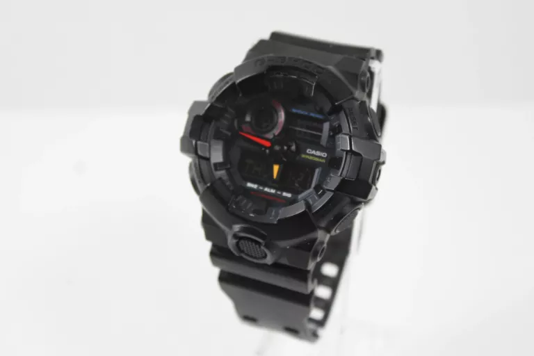 CASIO G-SHOCK 5522 GA-700