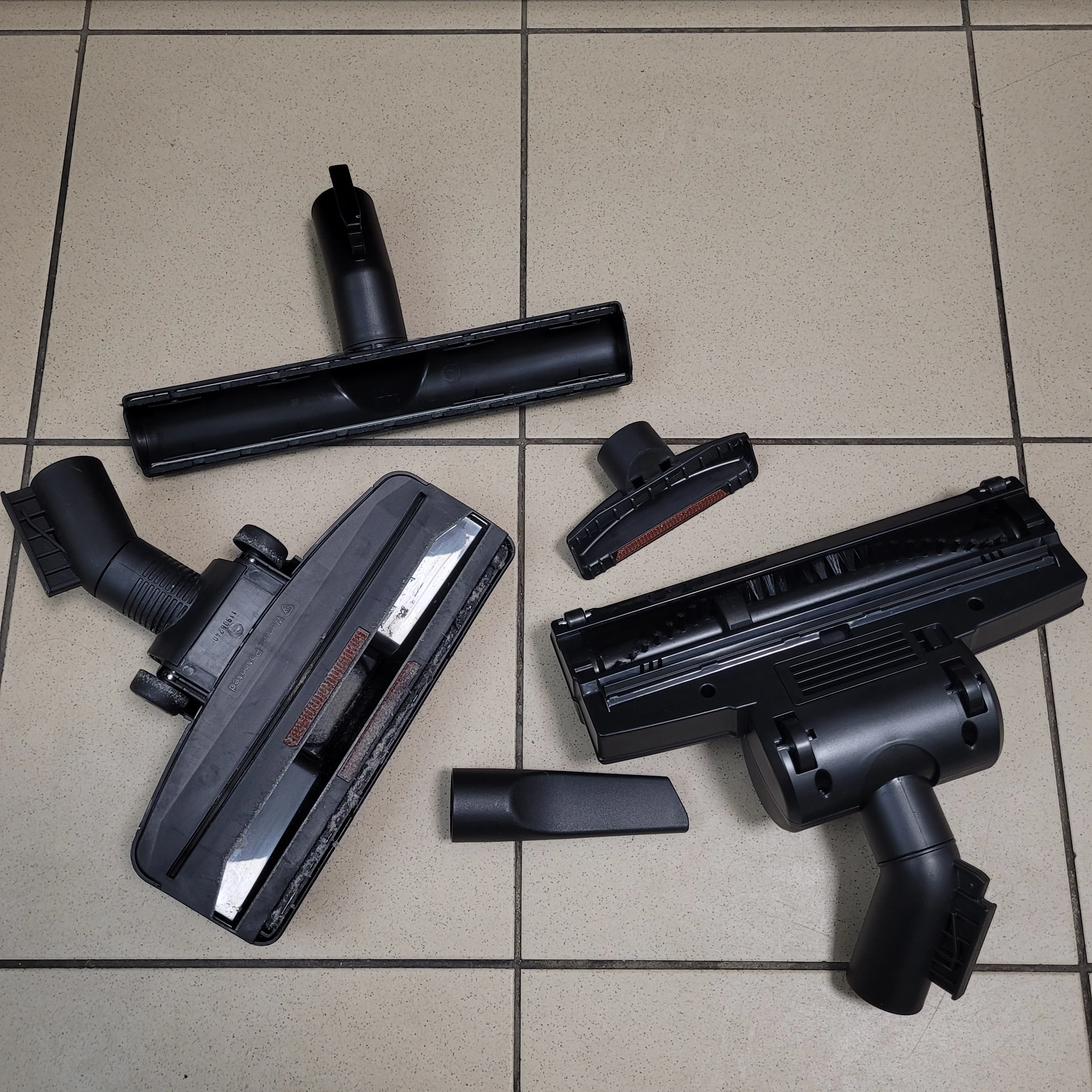 odkurzacz-bosch-serie-4-bgls48x350-komplet-super-stan-polecam-pojemnosc-zbiornika-na-kurz-400