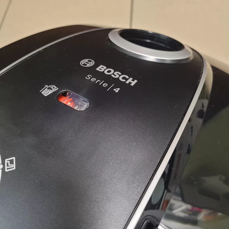 odkurzacz-bosch-serie-4-bgls48x350-komplet-super-stan-polecam-kod-producenta-ce3131