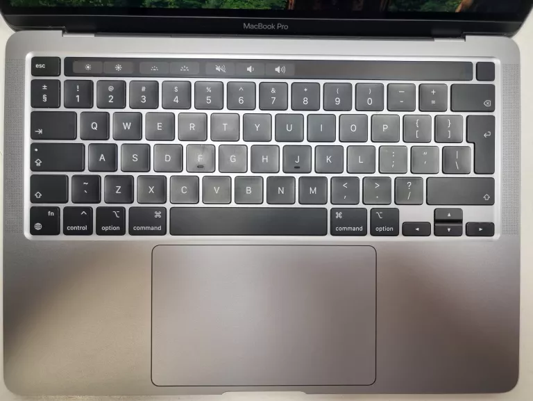 APPLE MACBOOK PRO A2338 M1 8/256GB