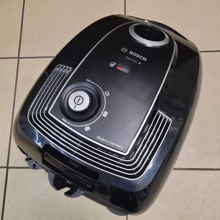 odkurzacz-bosch-serie-4-bgls48x350-komplet-super-stan-polecam-marka-218345-1668123