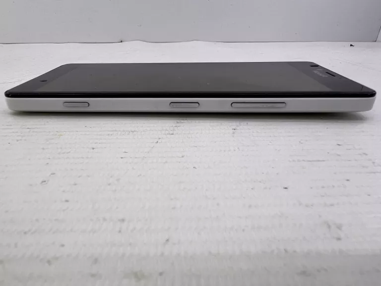 TELEFON MICROSOFT LUMIA 950 PUDEŁKO