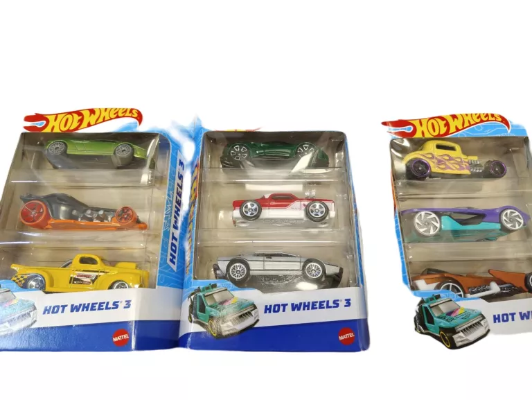 HOT WHEELS TRZYPAK ZESTAW PREZENTOWY 3 AUTA AUTKA 1:64