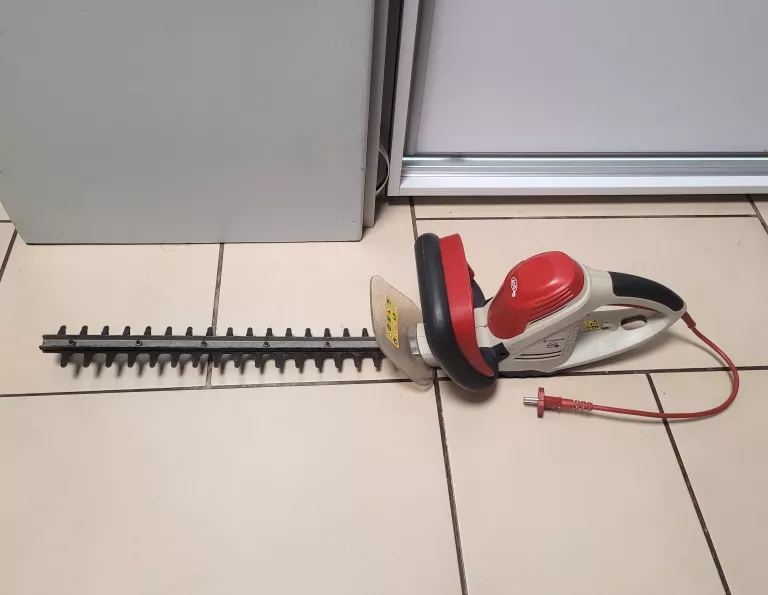 NOŻYCE DO ŻYWOPŁOTU STERWINS 450 HT-2