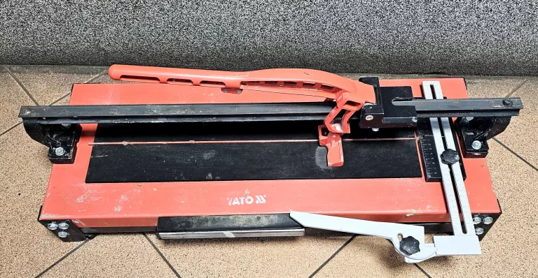 MASZYNKA DO CIĘCIA GLAZUR PŁYTEK 60CM STOLIKOWA