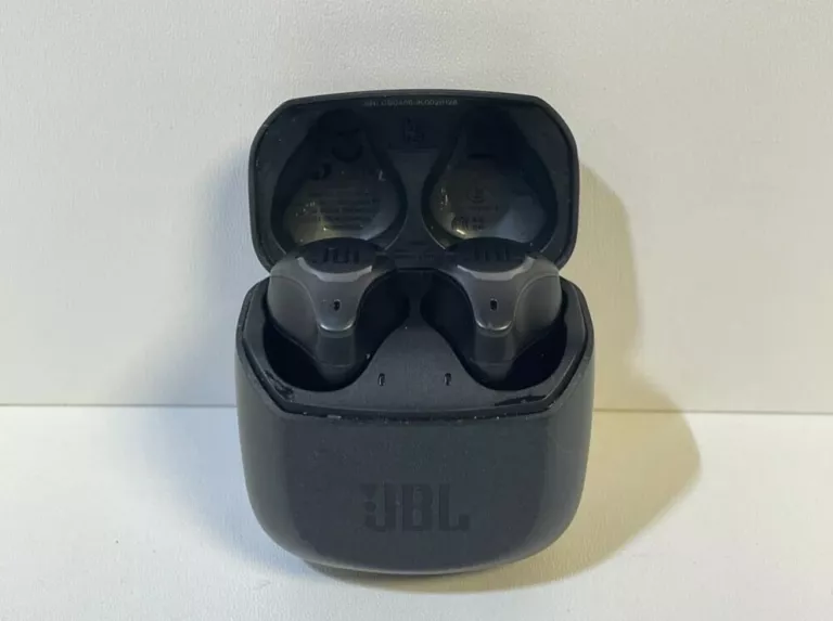 SŁUCHAWKI JBL CLUB PRO+