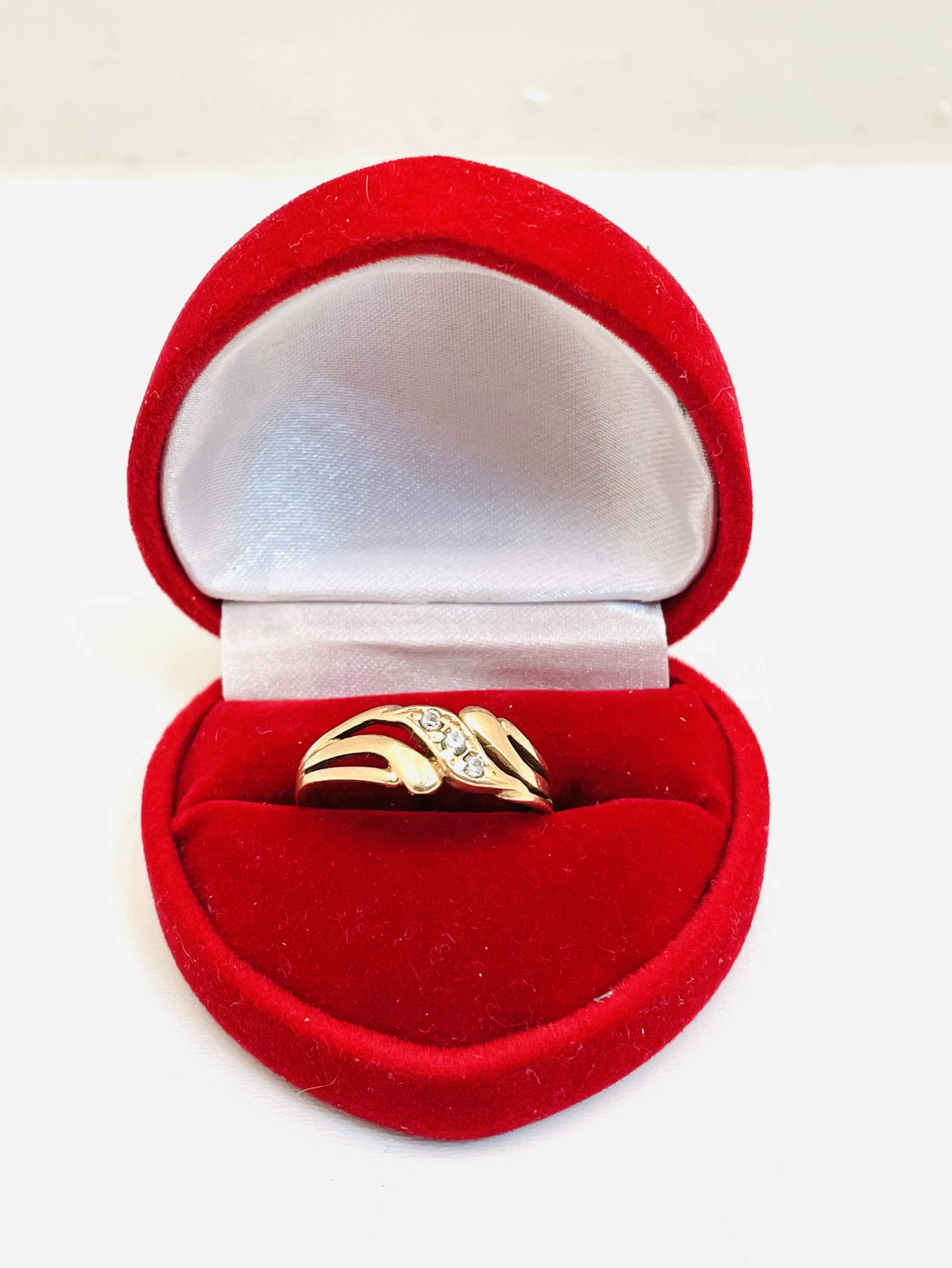 delikatny-zloty-pierscionek-r16-p585-26-g-staromiejska-6-jawor