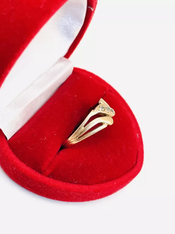 delikatny-zloty-pierscionek-r16-p585-26-g-stan-11323-2