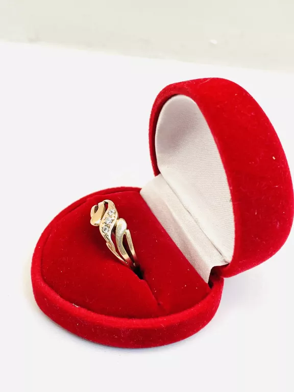 delikatny-zloty-pierscionek-r16-p585-26-g-ean-gtin-5904323079079