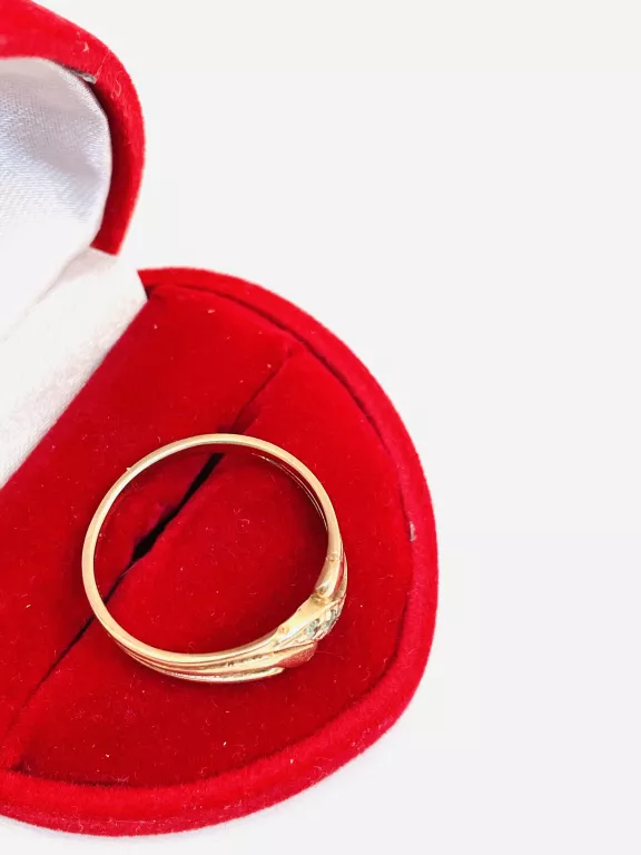 delikatny-zloty-pierscionek-r16-p585-26-g-rodzaj-2205-16