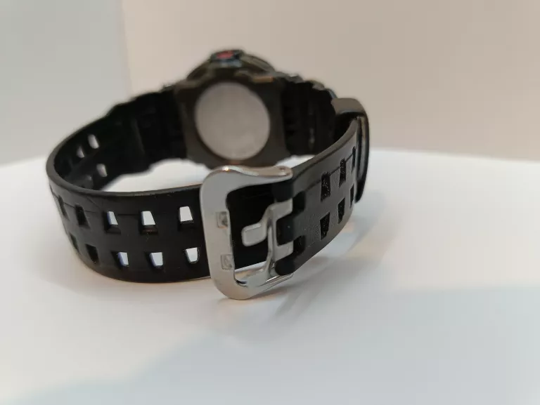 zegarek-meski-casio-g-shock-riseman-gw-9200-1er-material-paska-129219-10