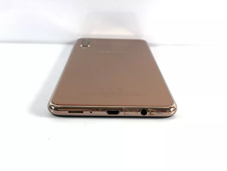 SMARTFON SAMSUNG GALAXY A7 4 GB / 64 GB 4G (LTE) ZŁOTY