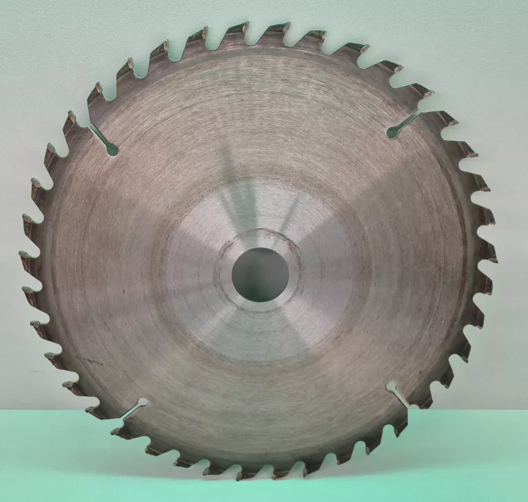 tarcza-do-pilarki-verto-61h134-zastosowanie-25168-65536