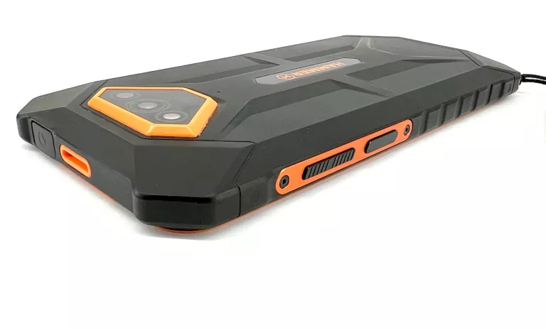 telefon-hammer-iron-v-gwarancja-wbudowana-pamiec-202869-214193