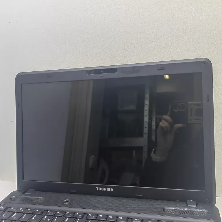 LAPTOP TOSHIBA SATELLITE C660 TORBA