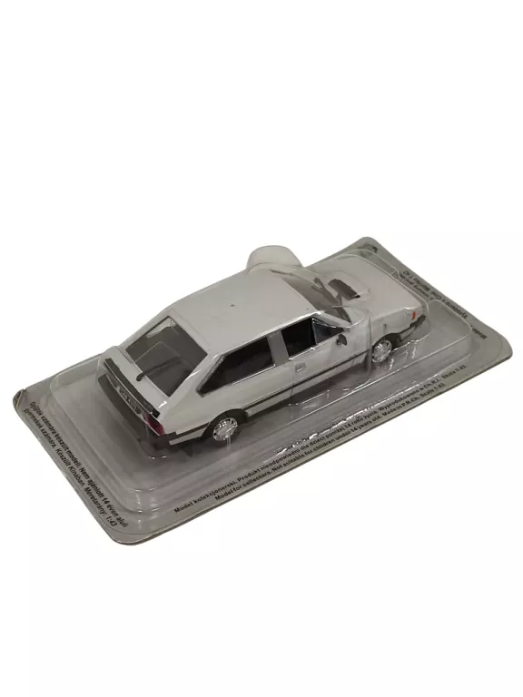 KULTOWE AUTA PRL - FSO POLONEZ COUPE MODEL 1:43 DEAGOSTINI NUMER 64