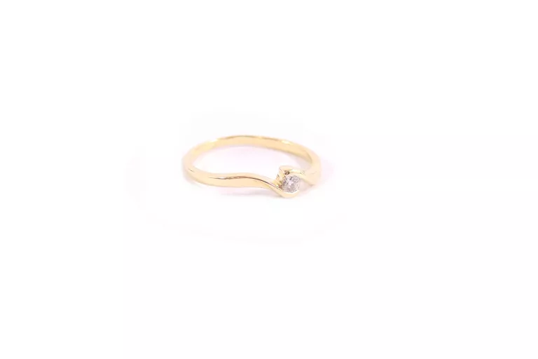 zloty-pierscionek-z-brylantem-w184-r15-p585-rozmiarsrednica-wew-mm-372-22