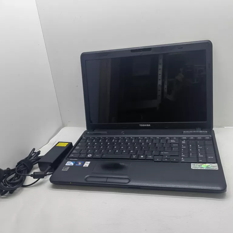 LAPTOP TOSHIBA SATELLITE C660 TORBA