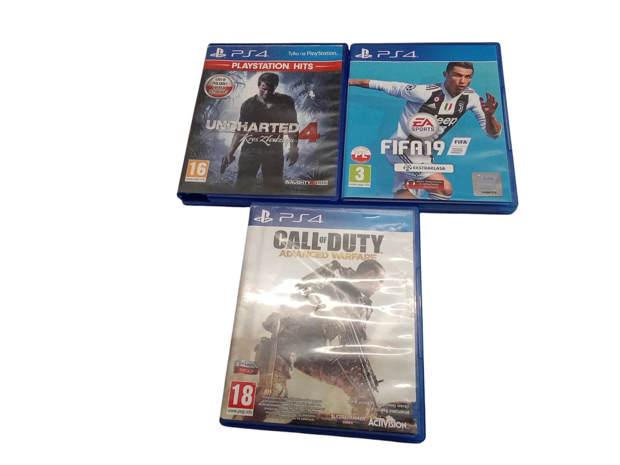 konsola-ps4-1-tb-pad-gry-gry-w-zestawie-205998-225570