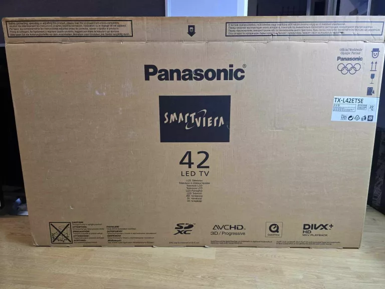 TELEWIZOR PANASONIC VIERA TX-L42ET5E 42" OPIS