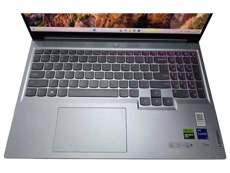 LAPTOP LENOVO LEGION SLIM 5 16IRH8 16GB / 1TB SSD / I7-13700H / RTX 4070