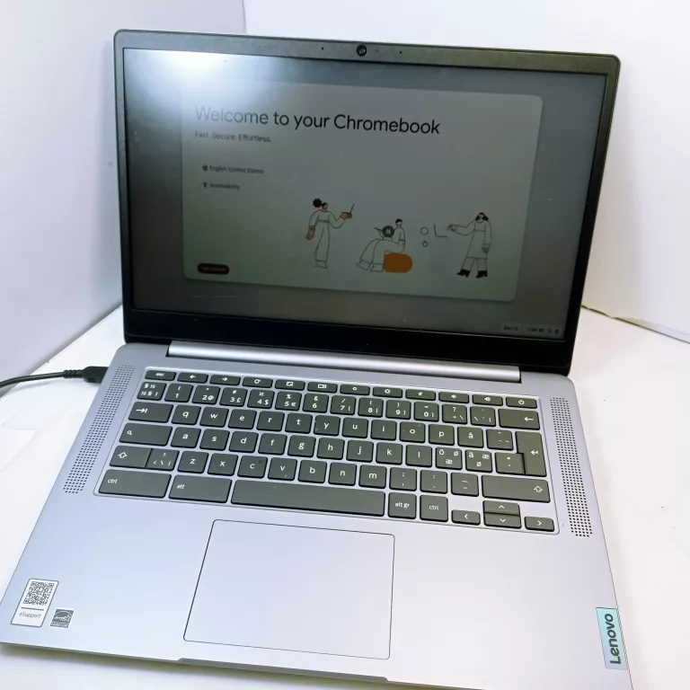 LAPTOP LENOVO IDEAPAD CHROME